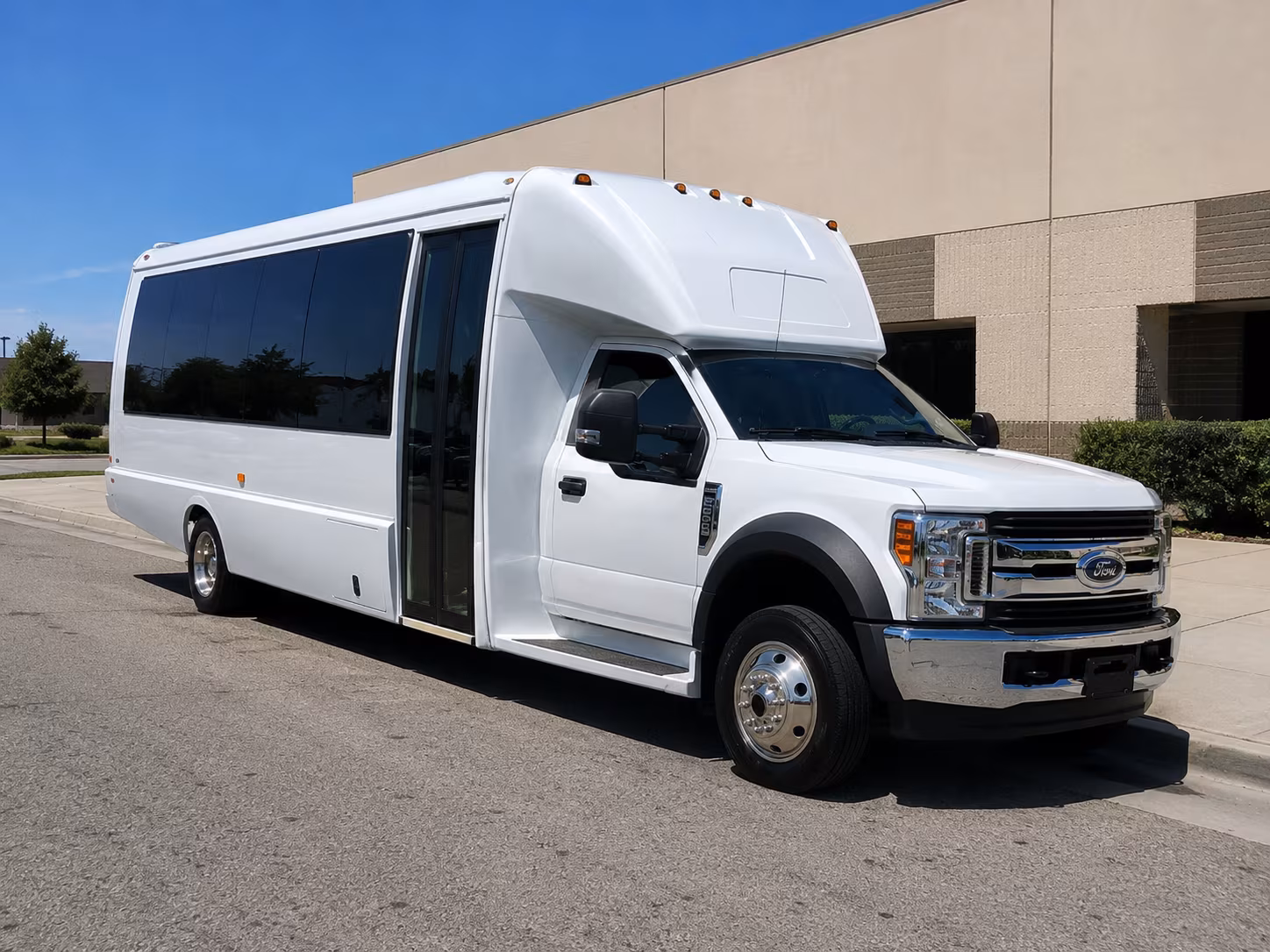 North Charleston Airport Shuttle & Transportation party bus exterior